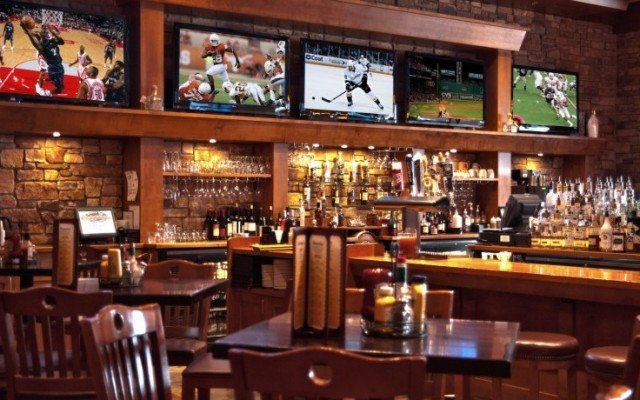 Sports Bars in Memphis | Watch All The Games